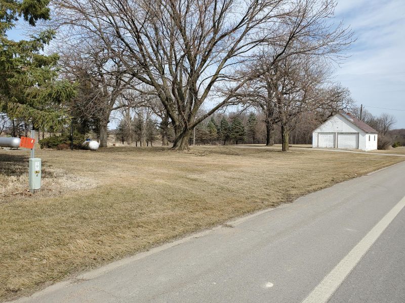 60537 195th Ave, Dodge Center, MN 55927