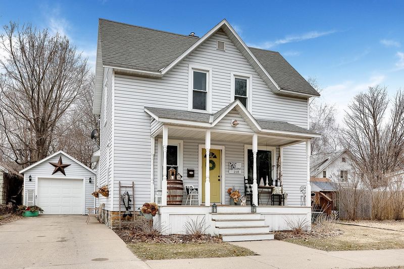218 7th Ave NW, Faribault, MN 55021