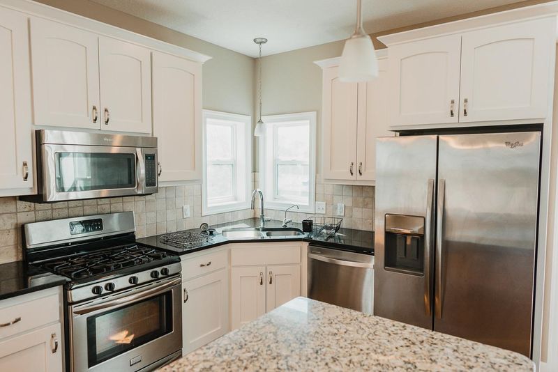 854 104th Ln NE, Blaine, MN 55434