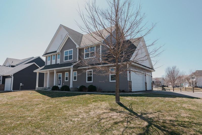 854 104th Ln NE, Blaine, MN 55434