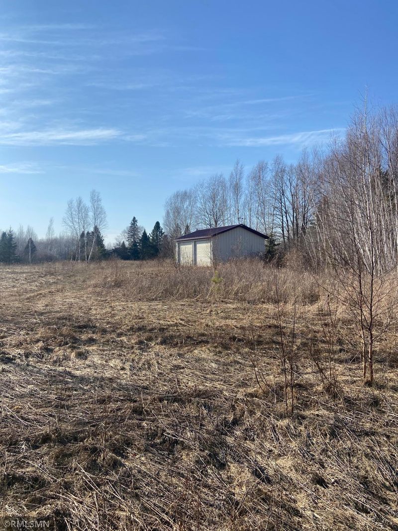 24600 White Oak Dr, Sandstone, MN 55072