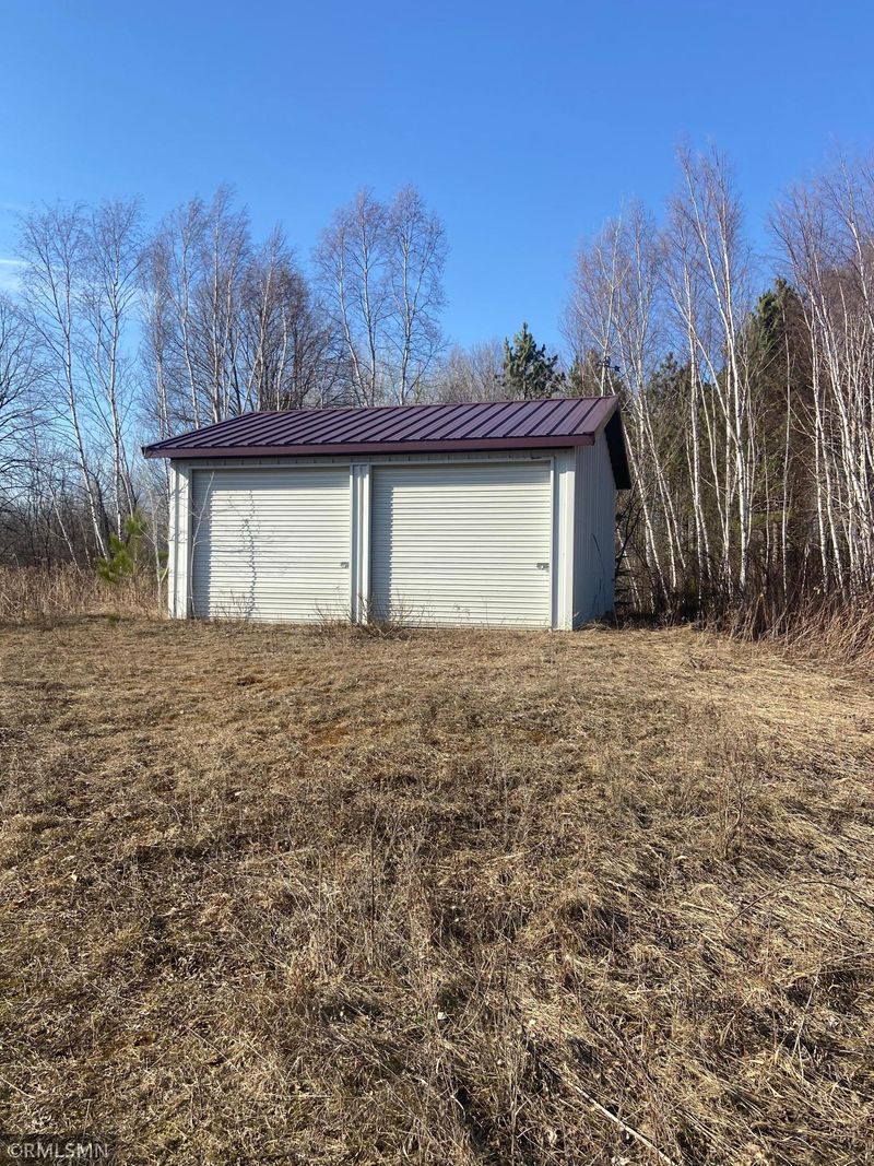 24600 White Oak Dr, Sandstone, MN 55072