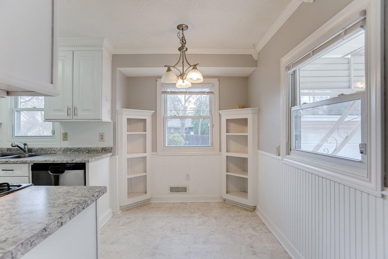 6412 Unity Ave N, Brooklyn Center, MN 55429