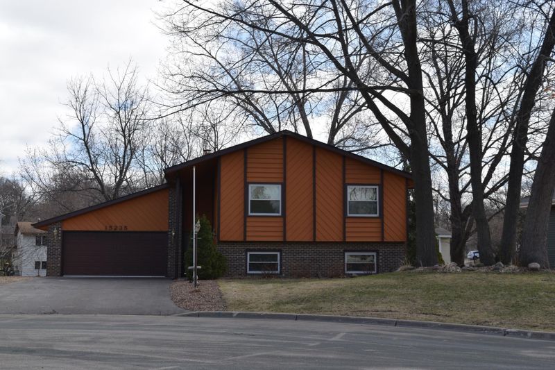 15235 Bluedorn Cir SE, Prior Lake, MN 55372