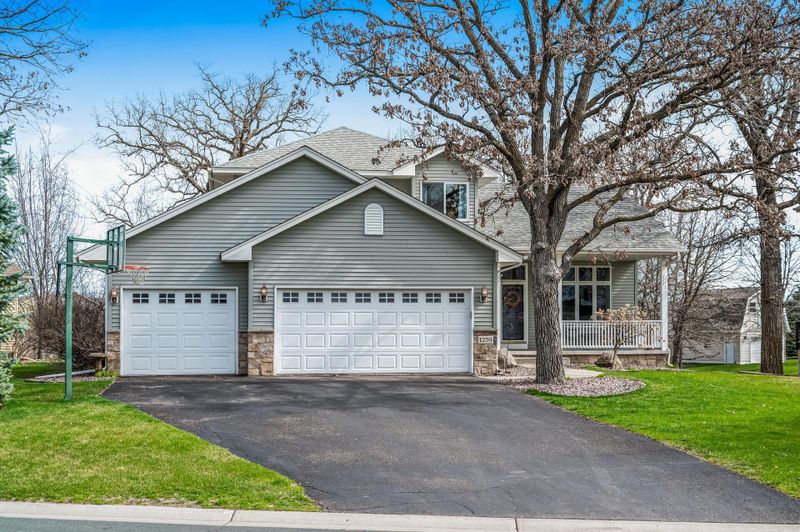 1259 Irvine Dr, Hanover, MN 55341