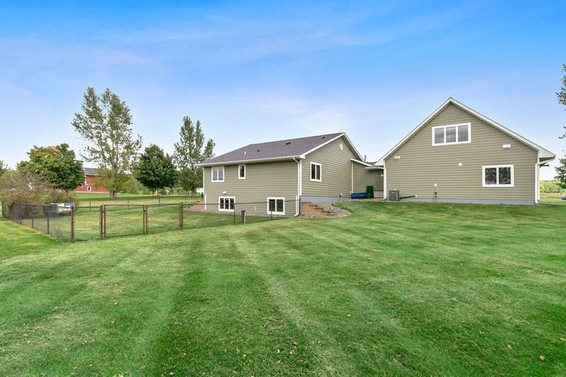 2392 84th Ave, Osceola, WI 54020