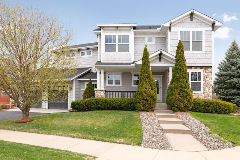 6550 W Laketowne Dr, Albertville, MN 55301