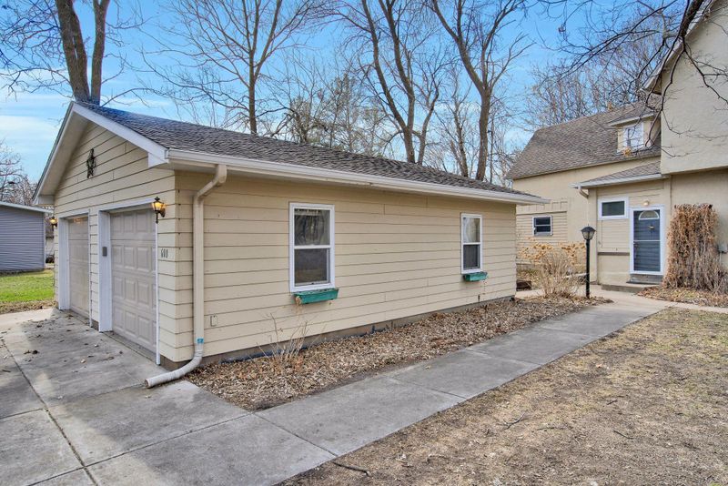 600 Park St, Anoka, MN 55303