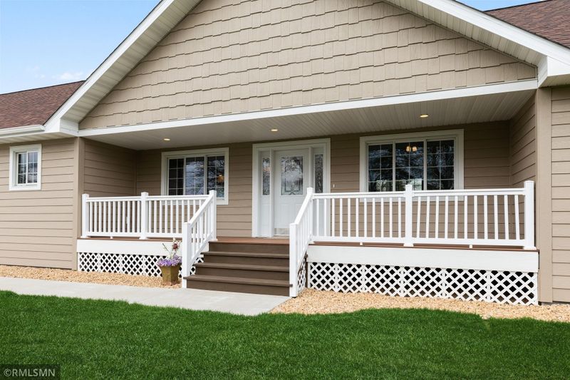 901 2nd St E, Hastings, MN 55033
