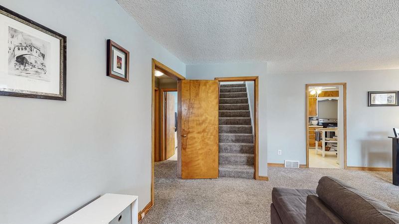801 12th Ave NE, Rochester, MN 55906