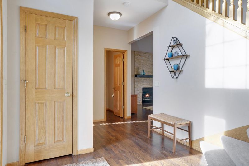5941 Burke Trl, Inver Grove Heights, MN 55076
