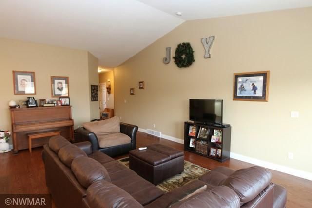 2008 Whiting Rd NW #18, Bemidji, MN 56601