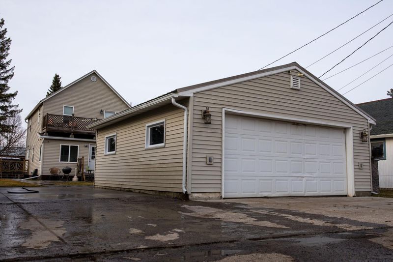 103 E 4th Ave N, Aurora, MN 55705