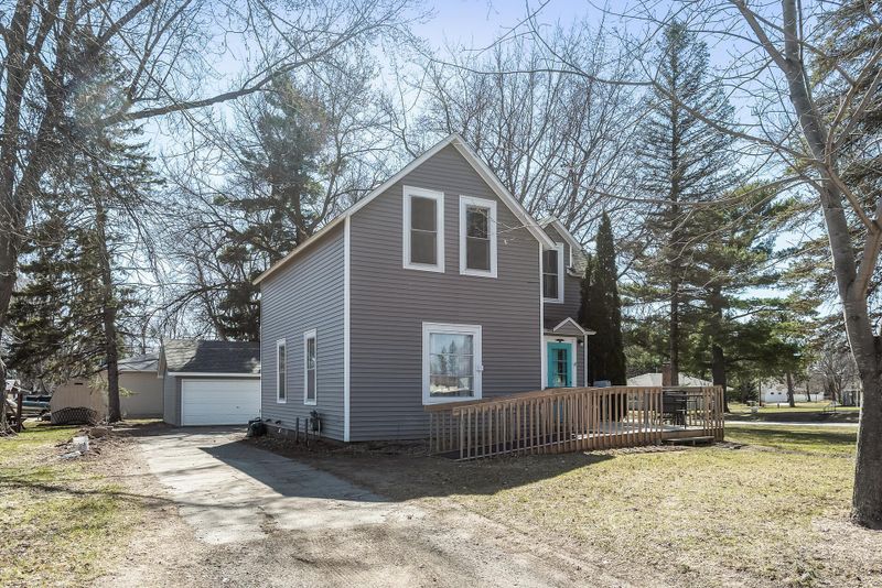 507 5th St S, Princeton, MN 55371