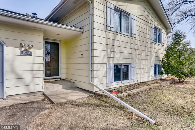 1981 125th Ave NE, Blaine, MN 55449