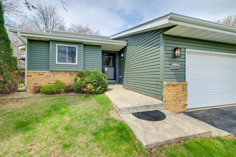 14195 Hayes Rd, Apple Valley, MN 55124