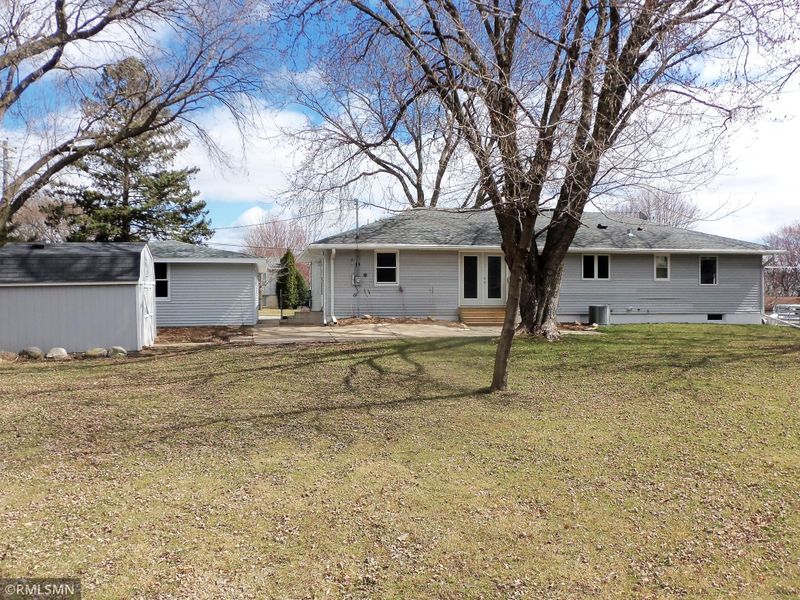 1815 4th Ave SW, Rochester, MN 55902