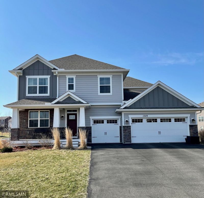 1349 Shadow Creek Curve, Eagan, MN 55123