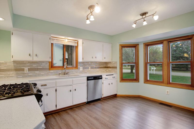 8619 Yalta St NE, Circle Pines, MN 55014