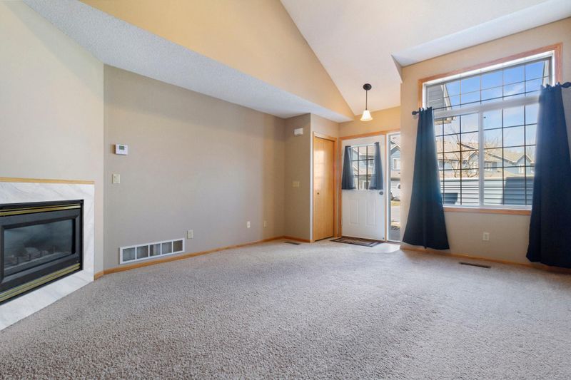 2066 Willow Cir, Hugo, MN 55038