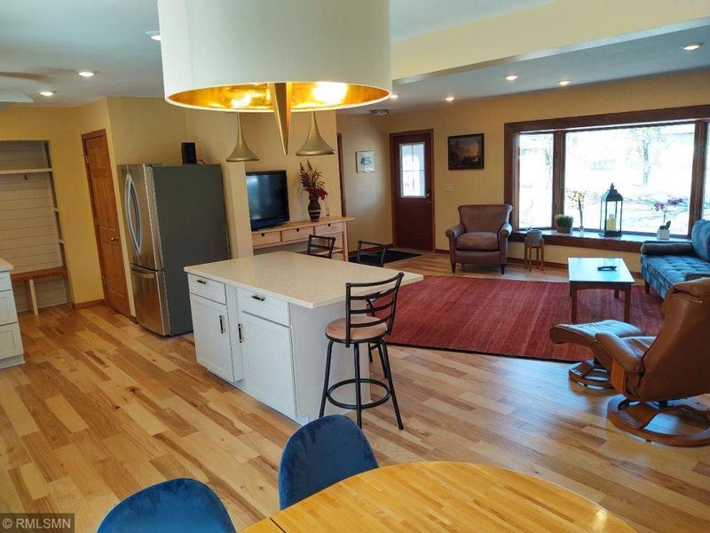 2320 S Lake Irving Dr SW, Bemidji, MN 56601