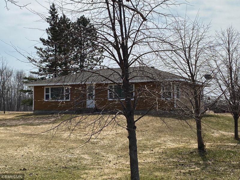 16912 Groningen Rd, Sandstone, MN 55072