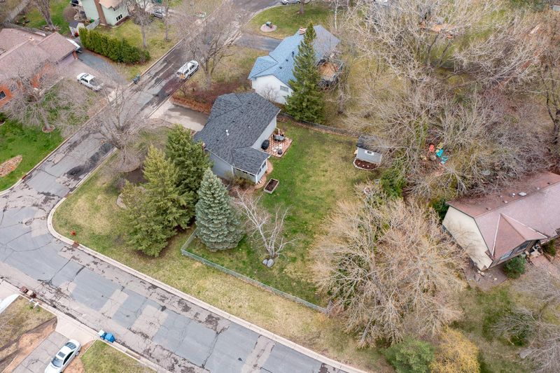 12253 24th Ave S, Burnsville, MN 55337
