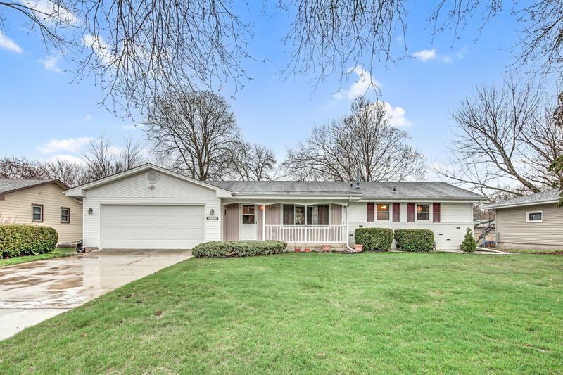 4732 Virginia Ave N, New Hope, MN 55428