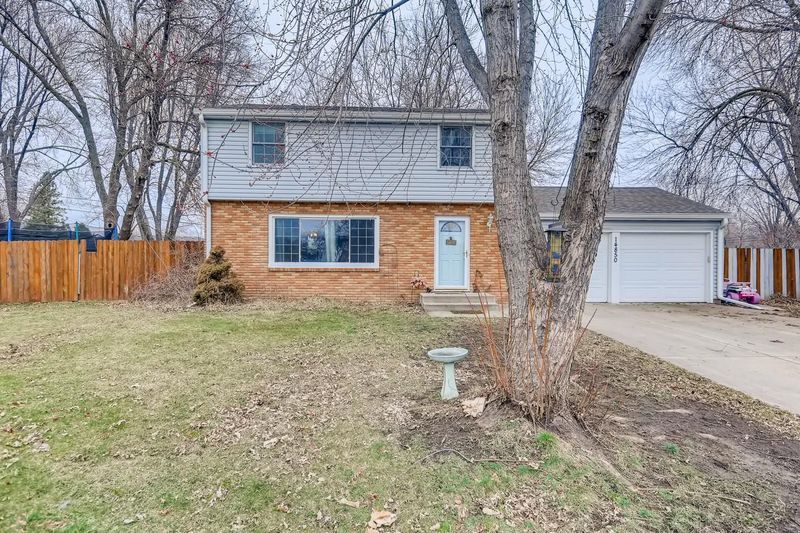 14850 Chorley Ave W, Rosemount, MN 55068