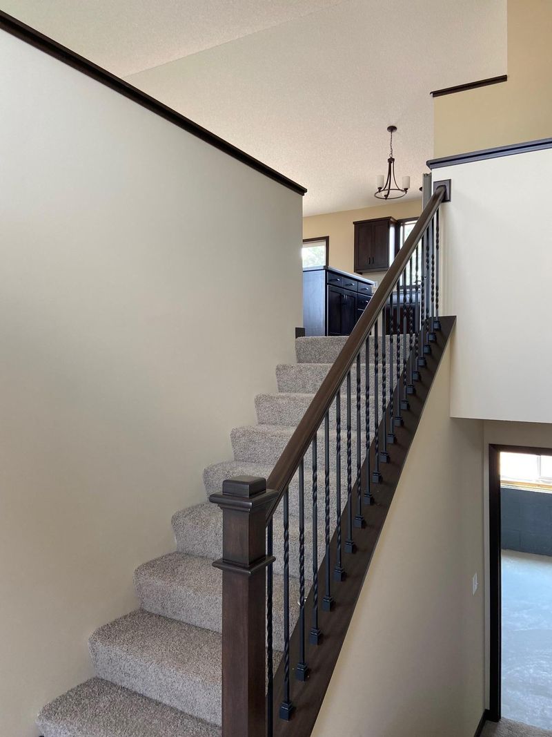 467 18th St NW, Sauk Rapids, MN 56379