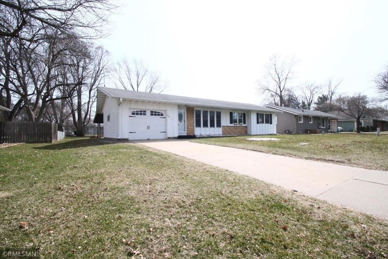 1929 Oak St, Hastings, MN 55033