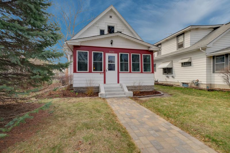 2820 37th Ave S, Minneapolis, MN 55406
