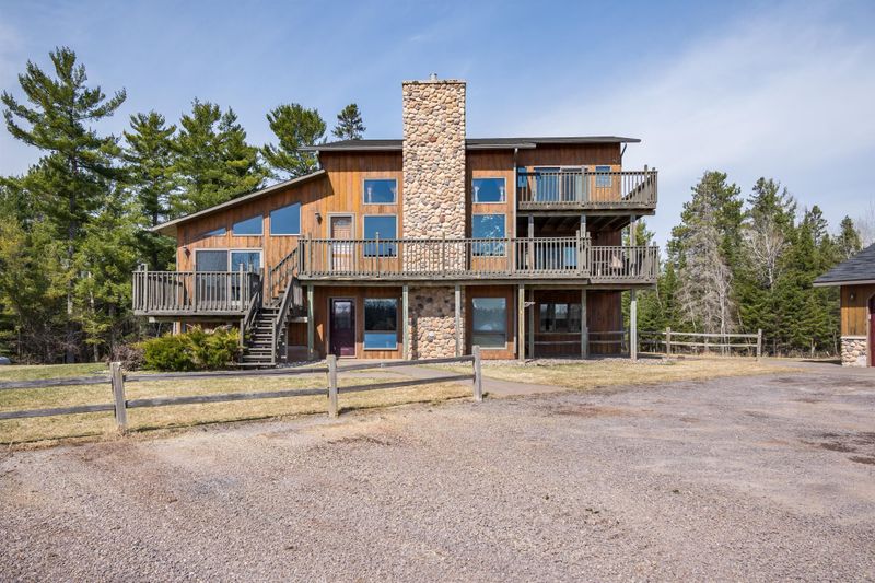 6011 S Reed Merrill Rd, Foxboro, WI 54836