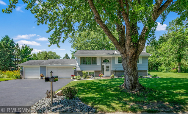 4243 Sequoia Dr, Eagan, MN 55122