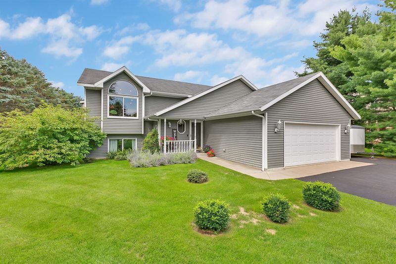 3301 Riviera Rd, Sartell, MN 56377