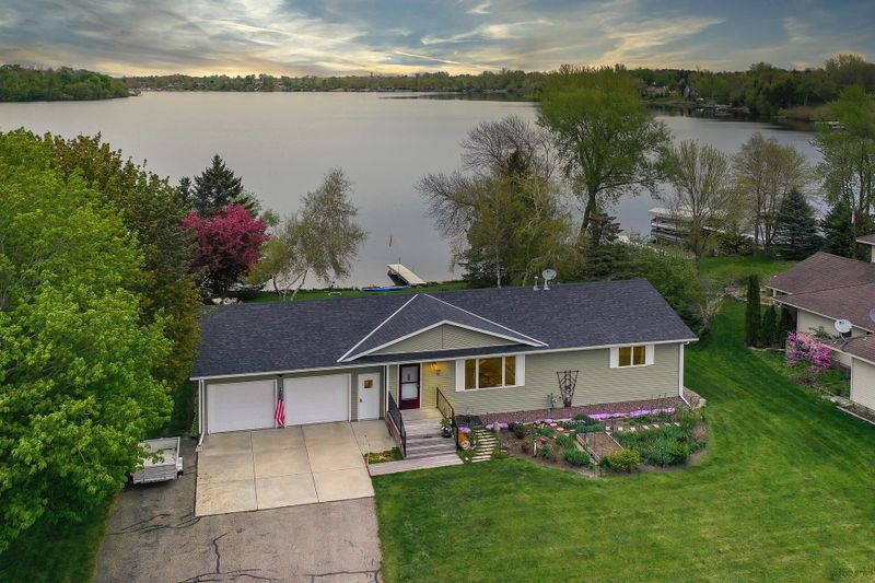 7703 209th St W, Morristown, MN 55052