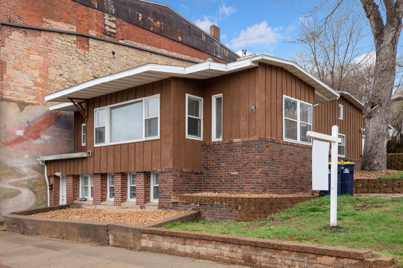 104 Broad St N, Prescott, WI 54021