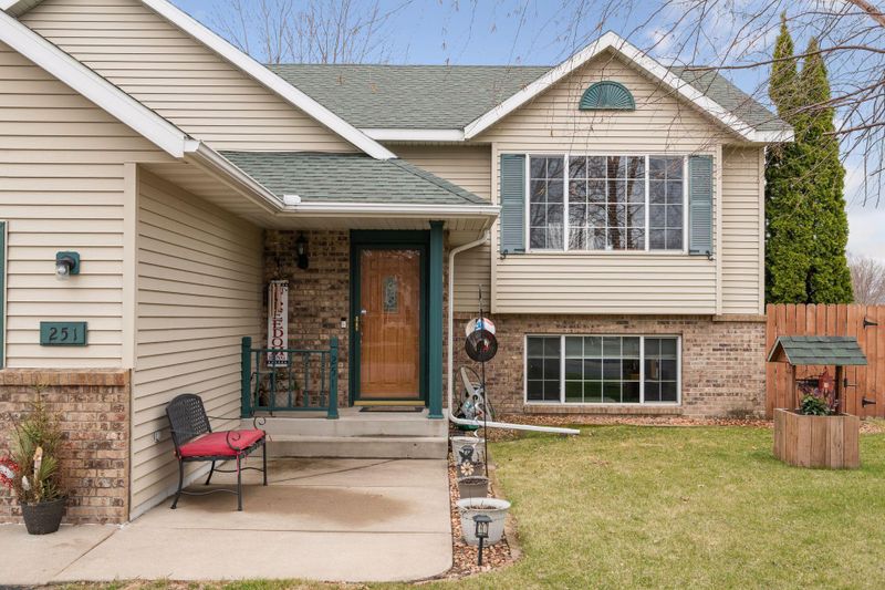 251 10th Ave N, Sartell, MN 56377