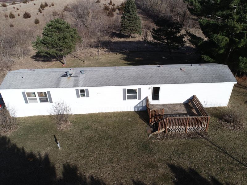 24526 210th St, Paynesville, MN 56362