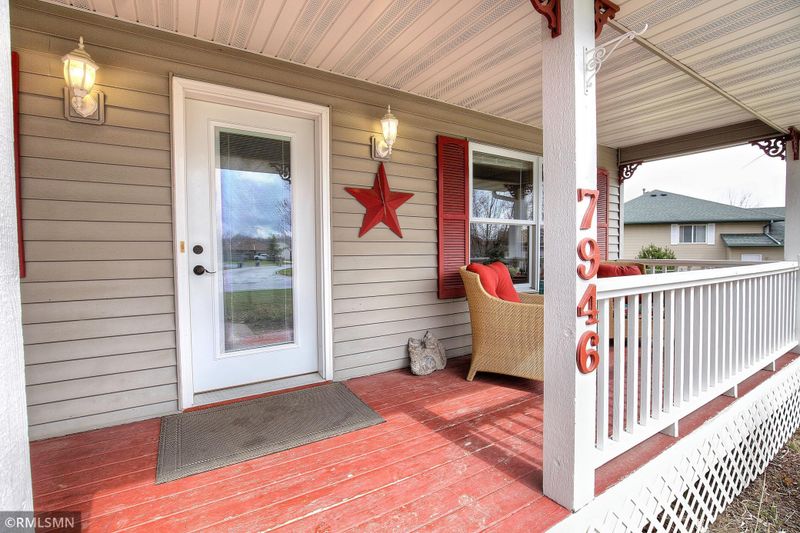 7946 230th Street Ln N, Forest Lake, MN 55025