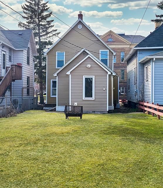 106 N 56th Ave W, Duluth, MN 55807