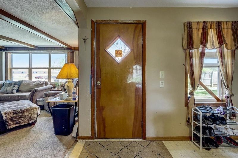 922 1st Ave E, Shakopee, MN 55379