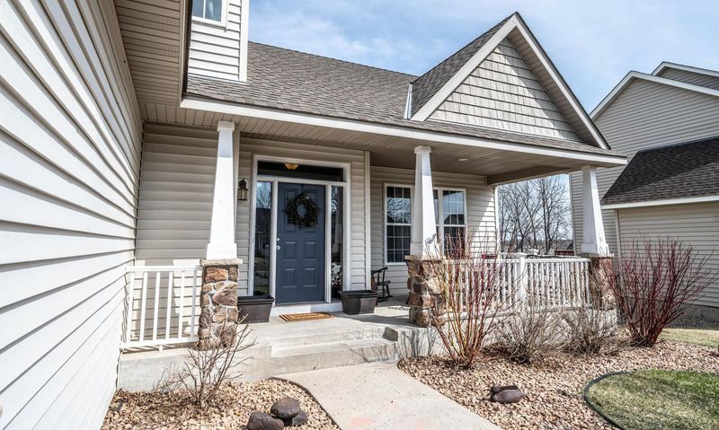 1119 12th St SE, New Prague, MN 56071