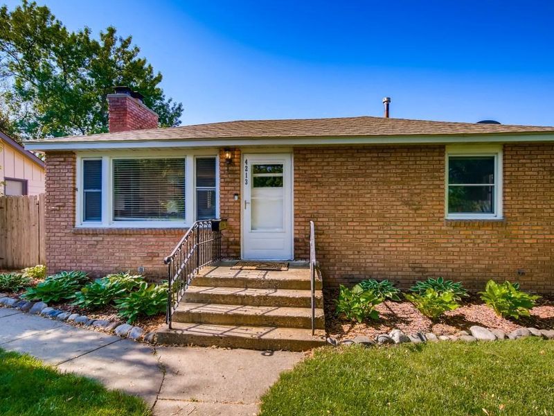 4213 W 125th St, Savage, MN 55378