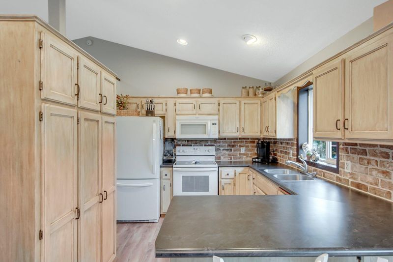 5352 16th St, Princeton, MN 55371