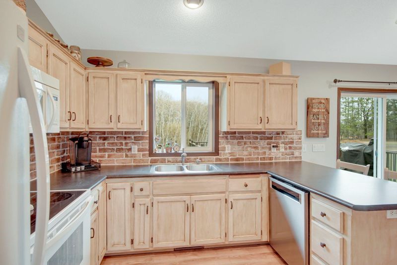 5352 16th St, Princeton, MN 55371