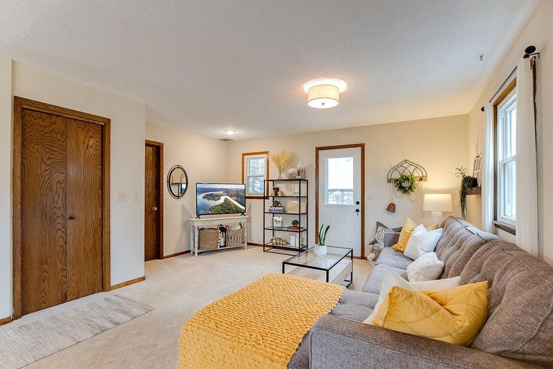 3103 Millersburg Blvd E, Dundas, MN 55019