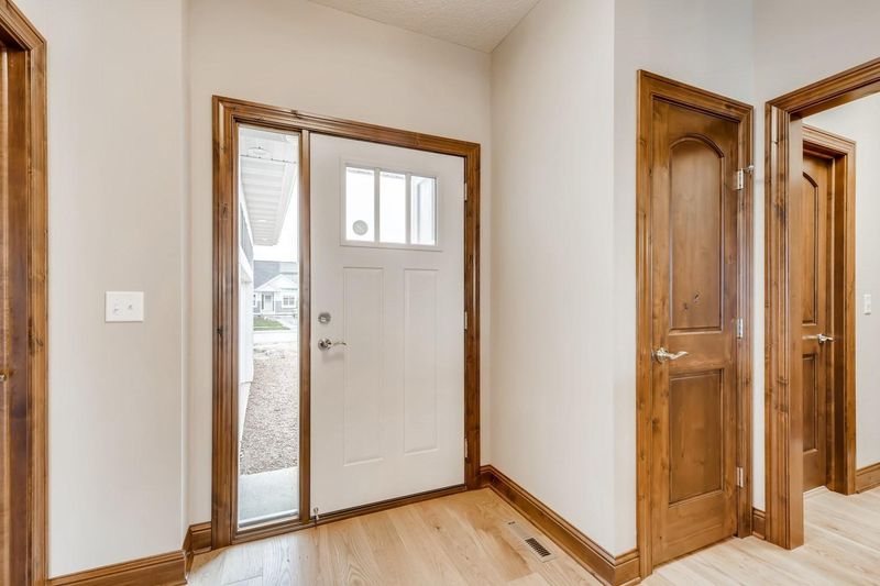 4246 Harrow Cv, Chaska, MN 55318