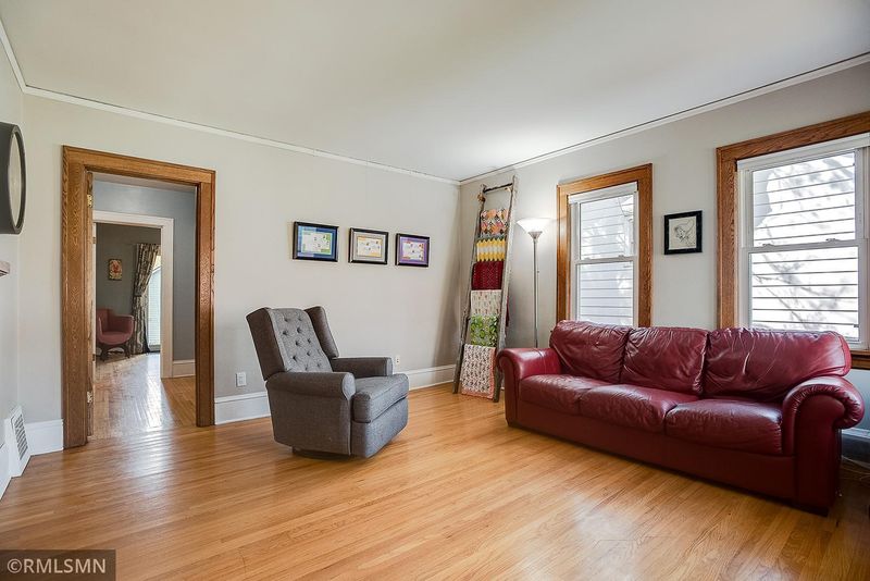1536 Canfield Ave, Saint Paul, MN 55108