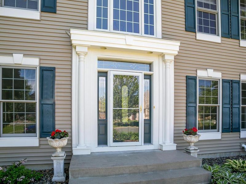 1688 Galway Ln, Eagan, MN 55122